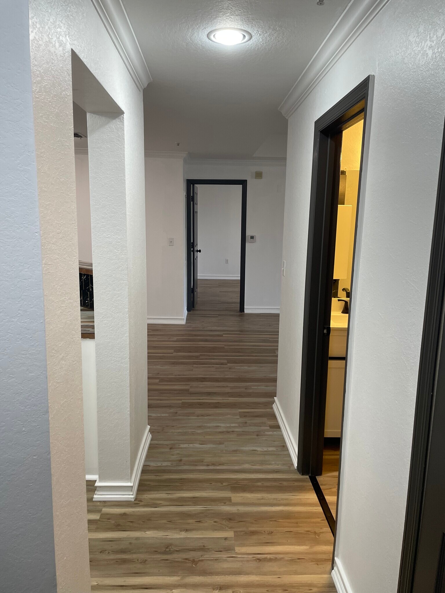 Building Photo - 3714 Palm Desert Ln