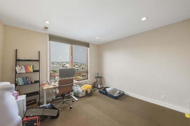 Building Photo - 26 Winfield St