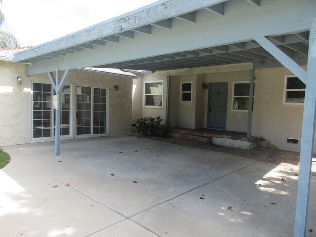 Building Photo - Reduced price on this lovely 3 bedroom Lake Balboa home on McLennan Avenue