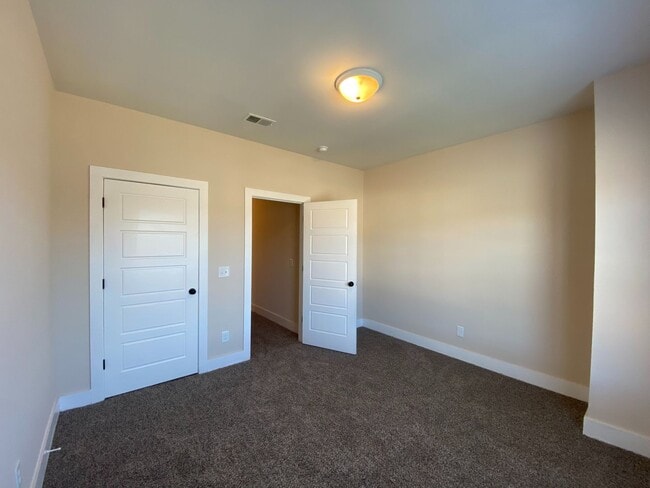 Building Photo - Home for Rent in McCalla, AL! Available to View Now!!!
