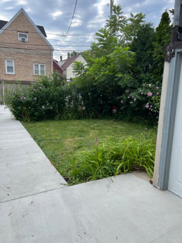 Building Photo - 1008 N Mozart St