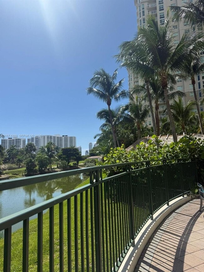 Building Photo - 19501 W Country Club Dr