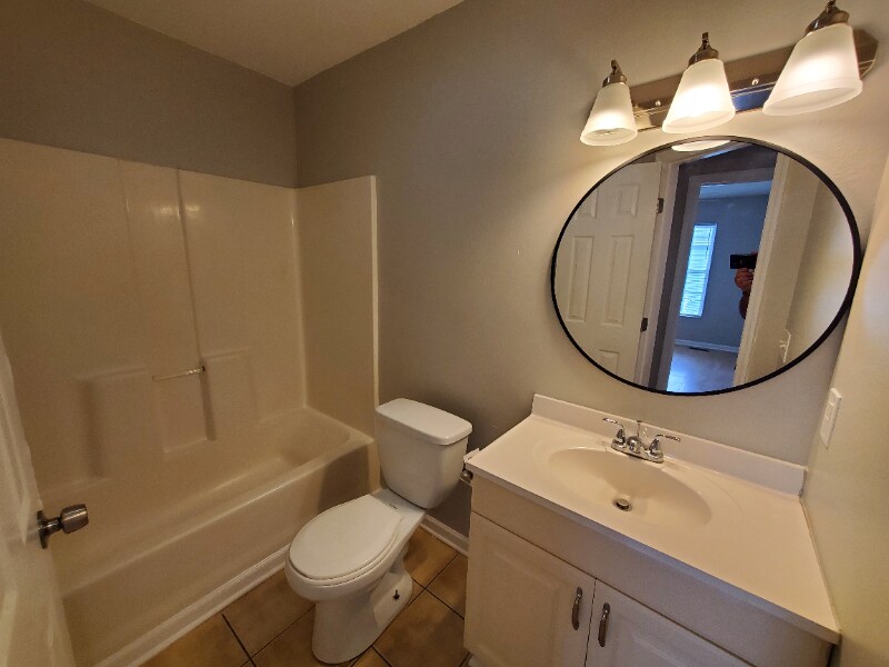 Building Photo - 4093 Mica Ave