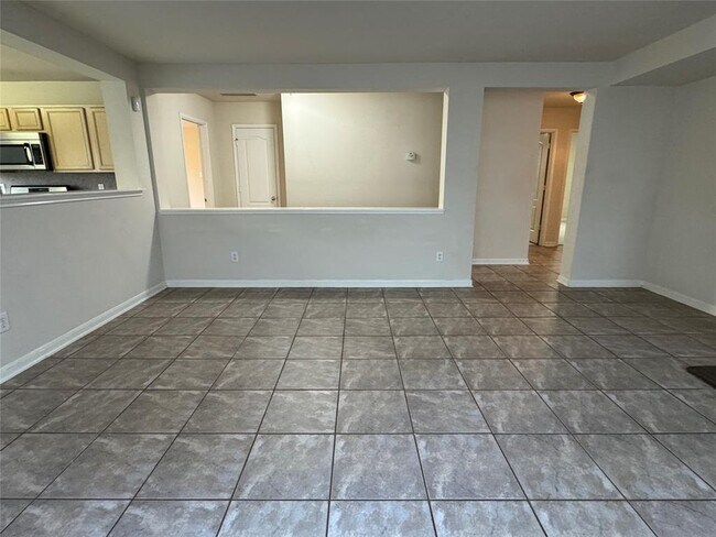 Building Photo - 16143 Cole Bridge Ln