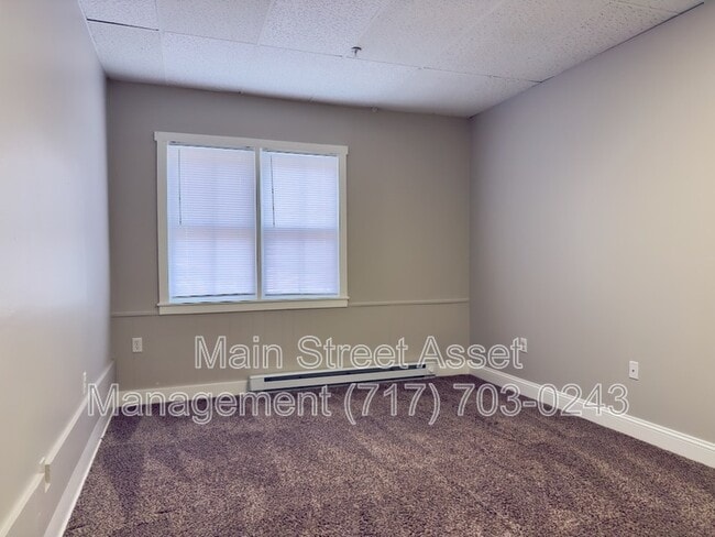 Building Photo - 100 S Front St