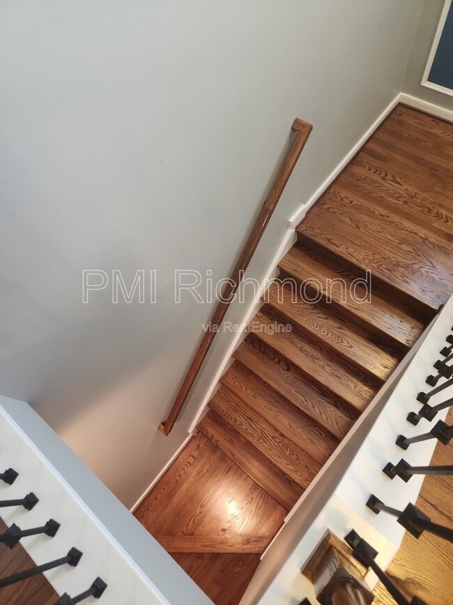 Building Photo - 7183 Yare St