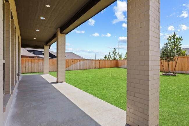 Building Photo - 18511 Wolf Mountain Ln
