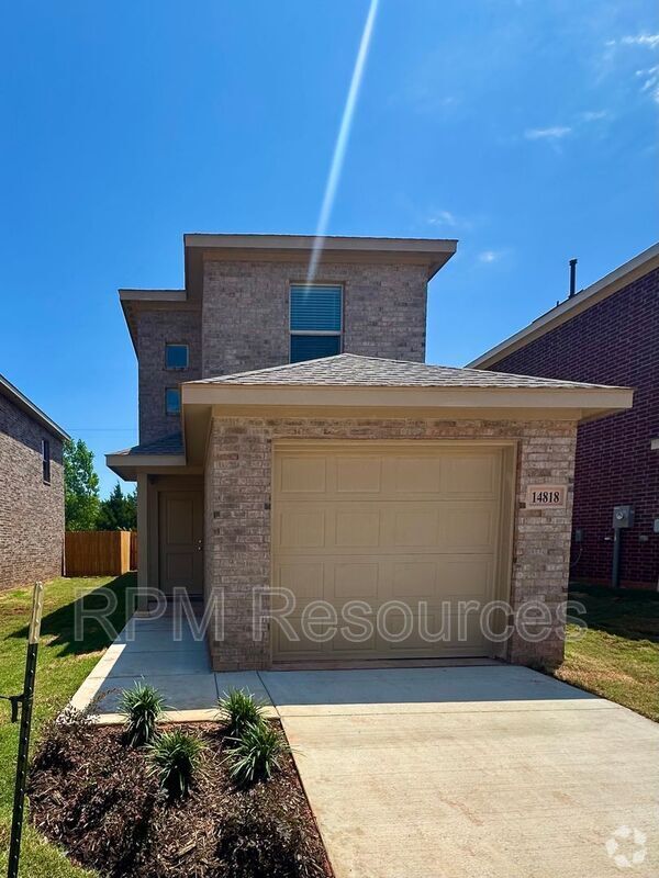 Building Photo - 14818 Razorbill Dr
