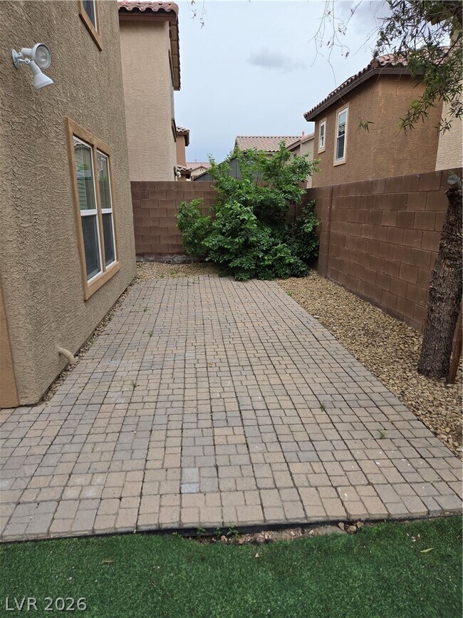 Building Photo - 7166 Indian Gap Ave