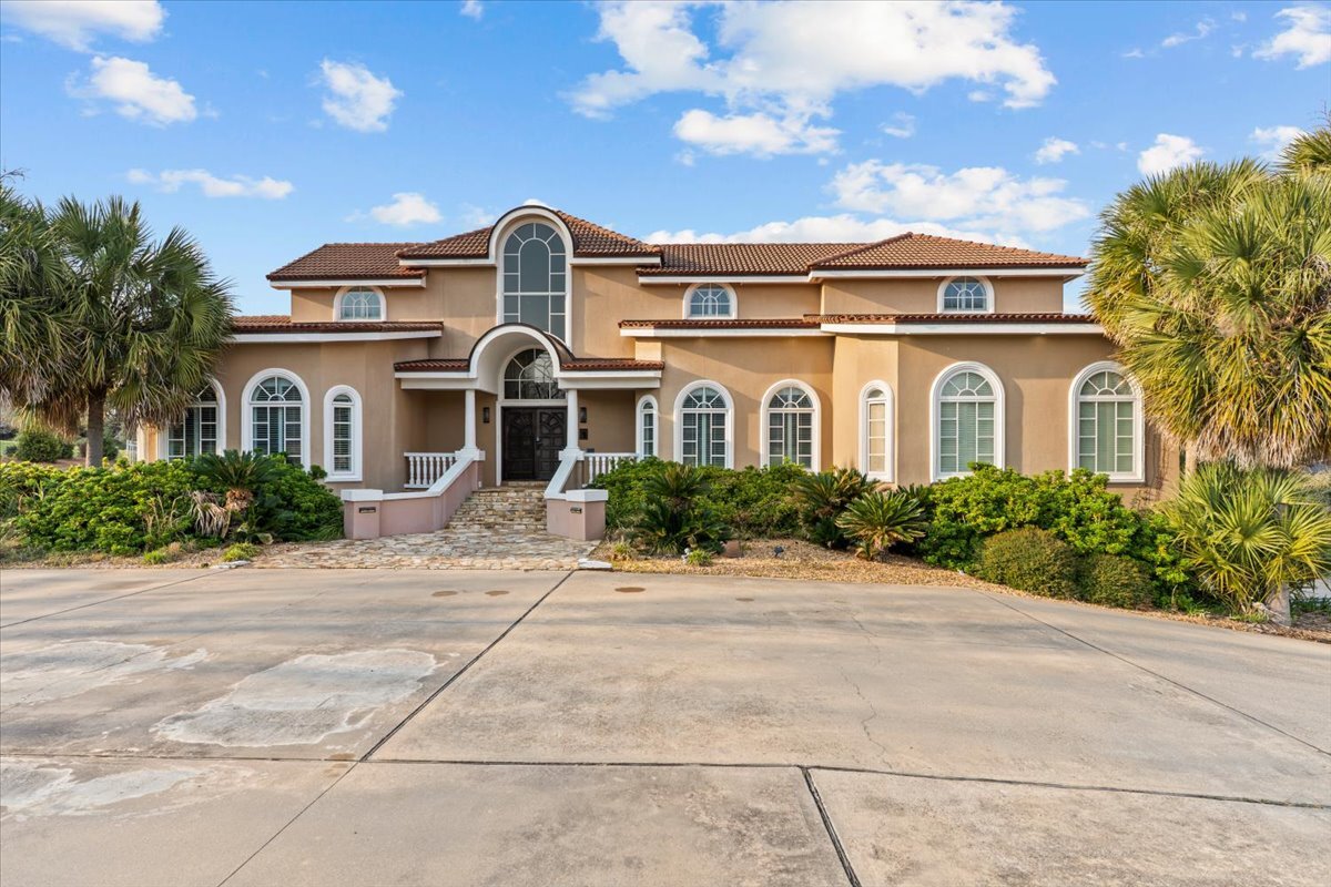 Building Photo - 200 Asphodel Dr
