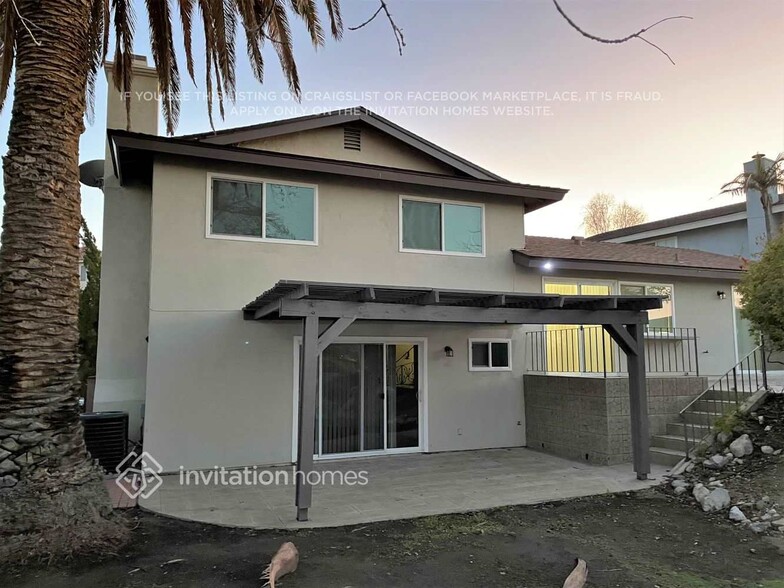 Building Photo - 19359 Green Mountain Dr