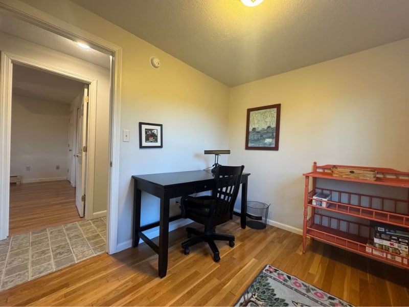 Building Photo - 129 Lawrence Rd