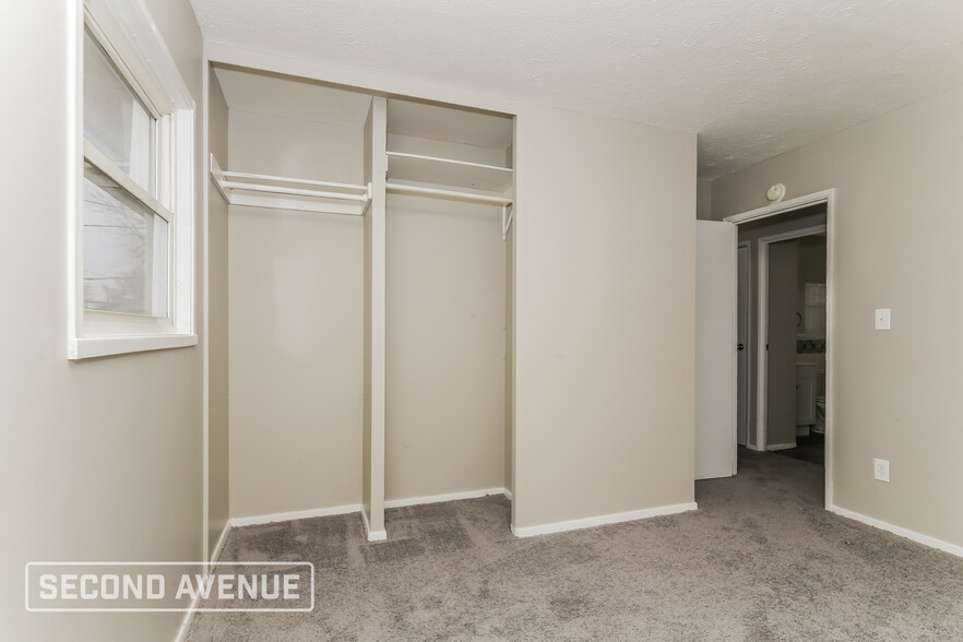 Building Photo - 403 Eberhart Dr
