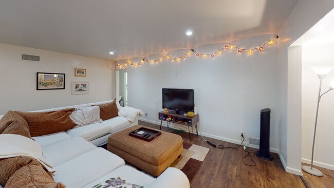 Building Photo - Steps to SDSU!