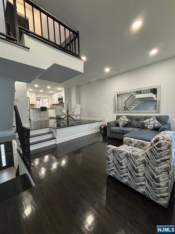 Building Photo - 20 Veterans Way