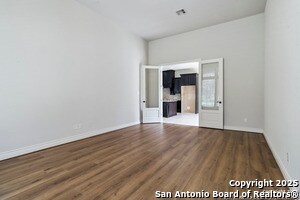 Building Photo - 944 Wilderness Oaks
