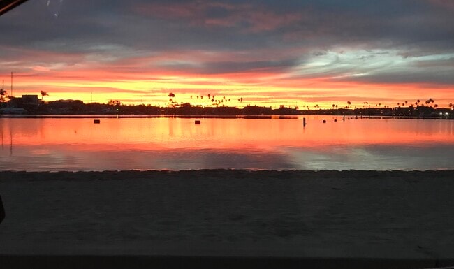 Building Photo - 5003 E Ocean Blvd