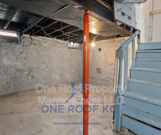 Building Photo - 416 N Elmwood Ave