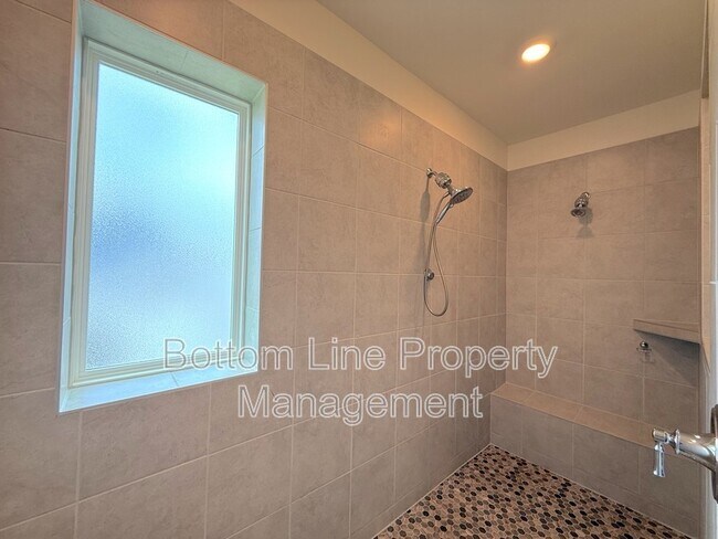 Building Photo - 14929 Baldridge Dr