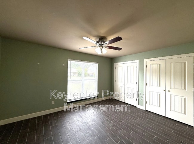 Building Photo - 5324 Eden Dr