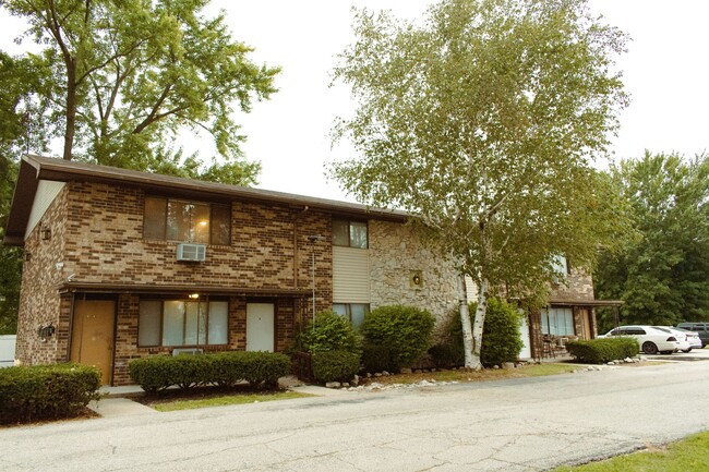 Building Photo - Holly Apartments