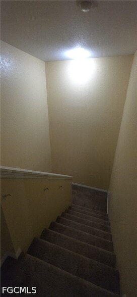 Building Photo - 391 Shadow Lakes Dr