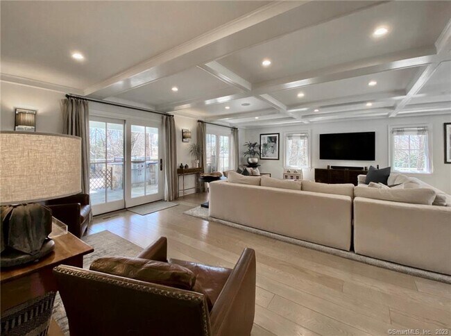 Building Photo - 7 Whaling Rd