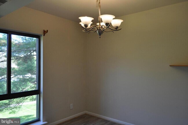 Building Photo - 6091 Majors Ln