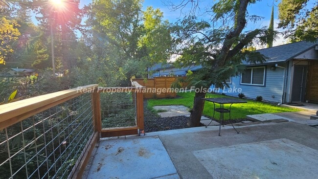 Building Photo - Newly upgraded 1Bd 1Ba unit in Placerville