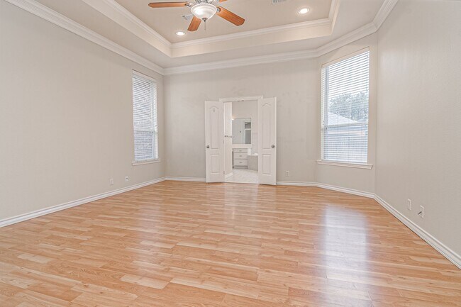 Building Photo - 405 Springwood Ct