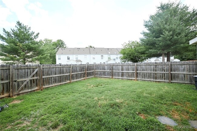 Building Photo - 2926 Mary Beth Ln