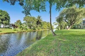 Building Photo - 7605 NW 5th Pl