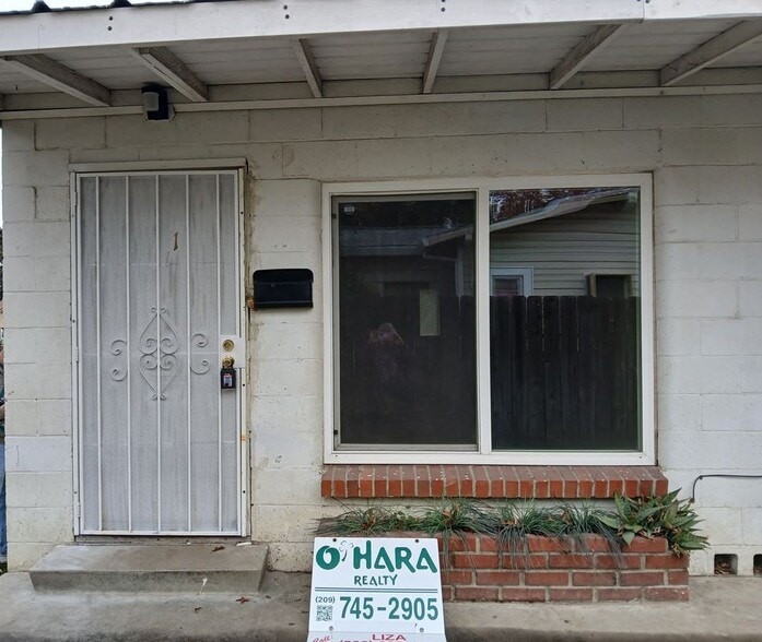 Building Photo - 416 Hilborn St