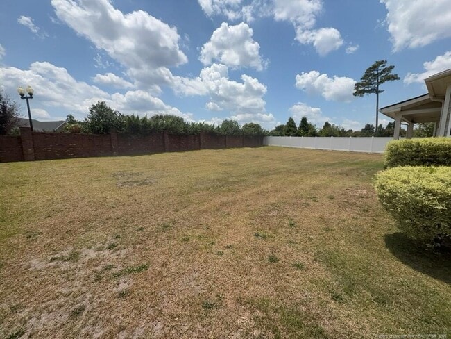 Building Photo - 3909 Doon Valley Dr