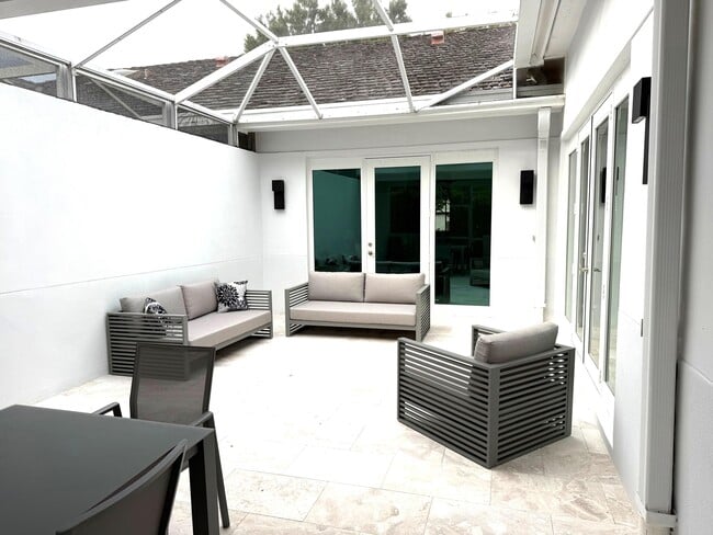 Building Photo - 3924 NW 58th St