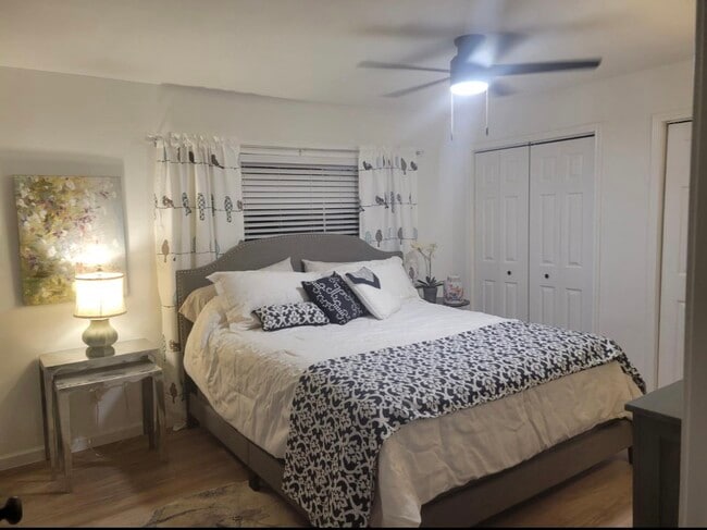 Building Photo - 23931 Pepperrell Pl St