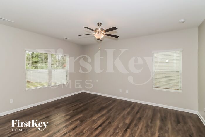 Building Photo - 8212 Williams Farm Dr