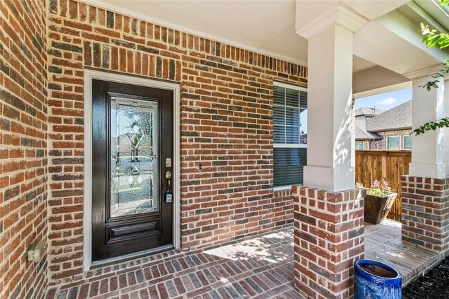 Building Photo - 4424 Overbrook Dr