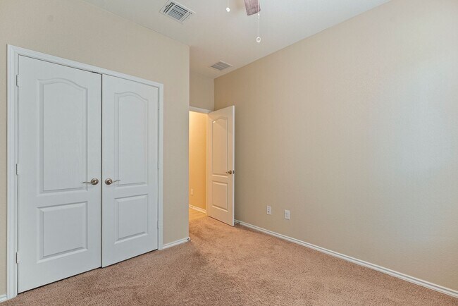 Building Photo - Elevated Leander Living | Modern Comfort Meets Quiet, Connected Convenience