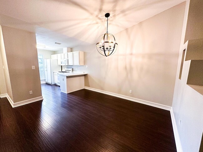 Building Photo - 7410 Heide Hill Trce