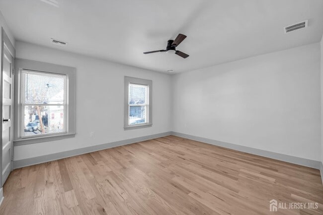 Building Photo - 350 Bergen St