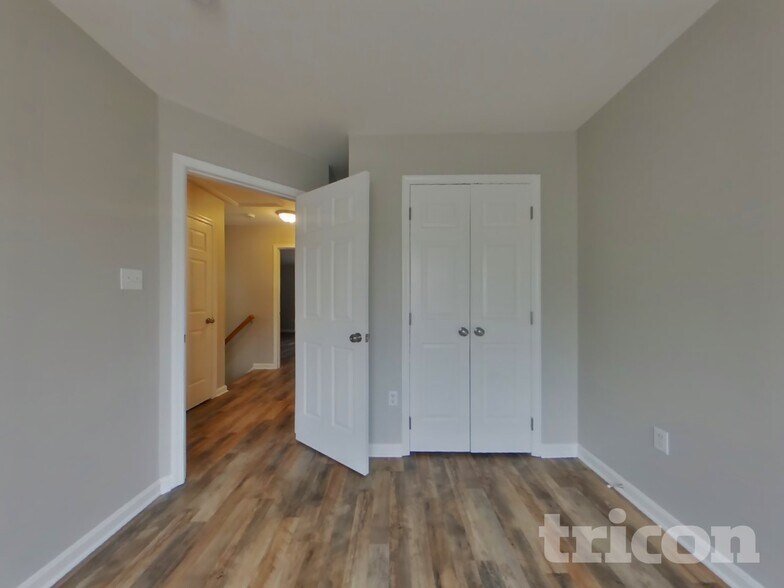 Building Photo - 7902 Heatherleigh Pl