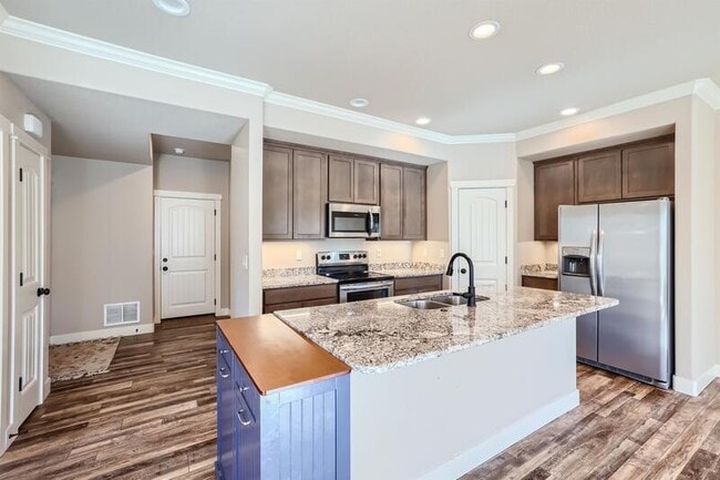 Building Photo - 859 Redemption Point