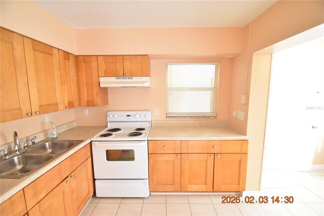 Building Photo - 5410 4th St