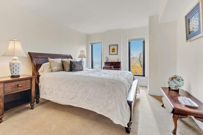 Building Photo - 1080 Wisconsin Ave NW