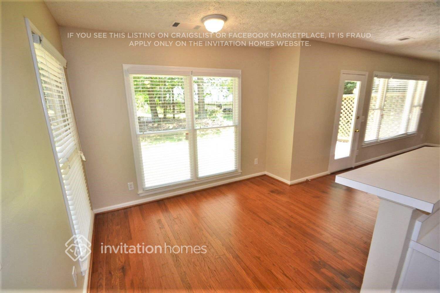 Building Photo - 2601 Dreux Ct