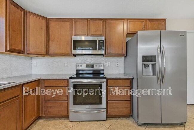 Building Photo - 1712 S Martingale Rd
