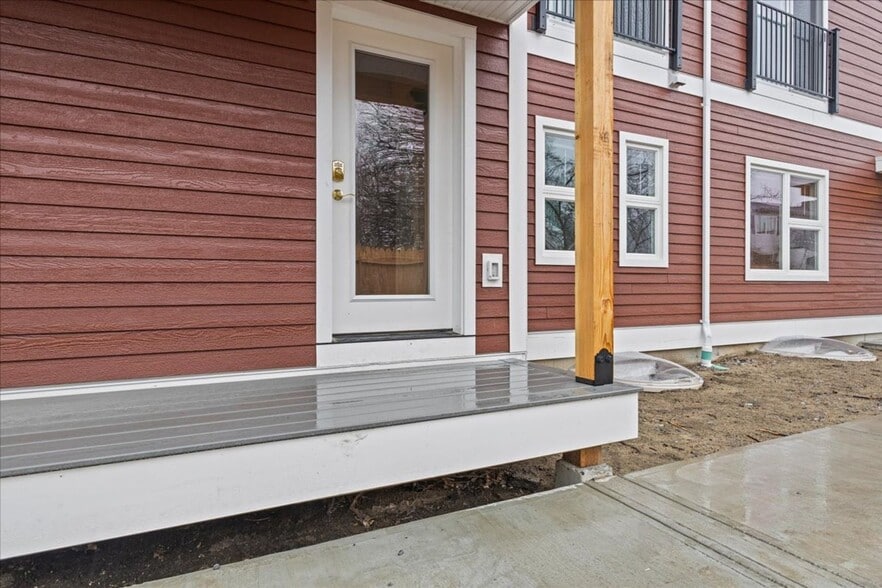 Building Photo - 86-88 North Winooski Ave