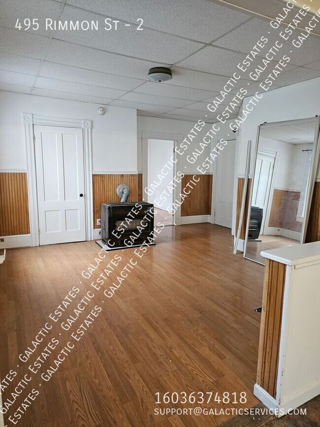 Building Photo - 495 Rimmon St