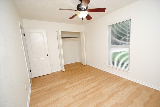 Building Photo - 22619 Leedstown Ln